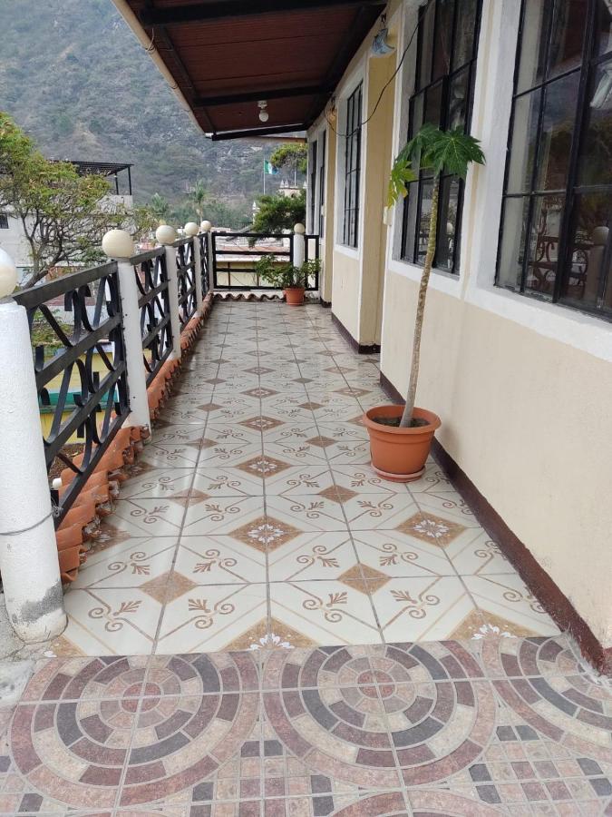Casa Elefante Dormido Hotel Panajachel Bagian luar foto