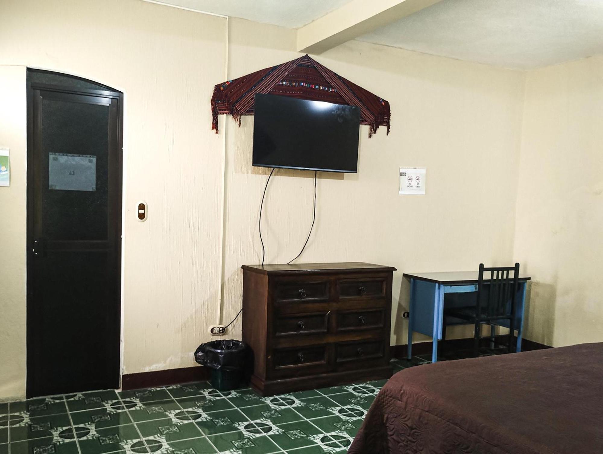 Casa Elefante Dormido Hotel Panajachel Bagian luar foto